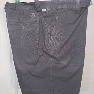 Magellen Men's Shorts Size 38